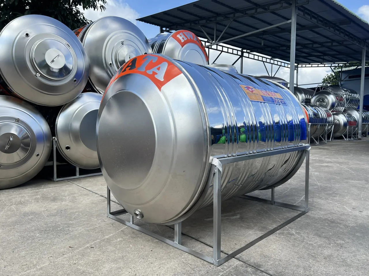 Gợi ý chọn dung tích bồn inox ngang Hwata Chọn dung tích bồn nước inox ngang theo nhu cầu sử dụng