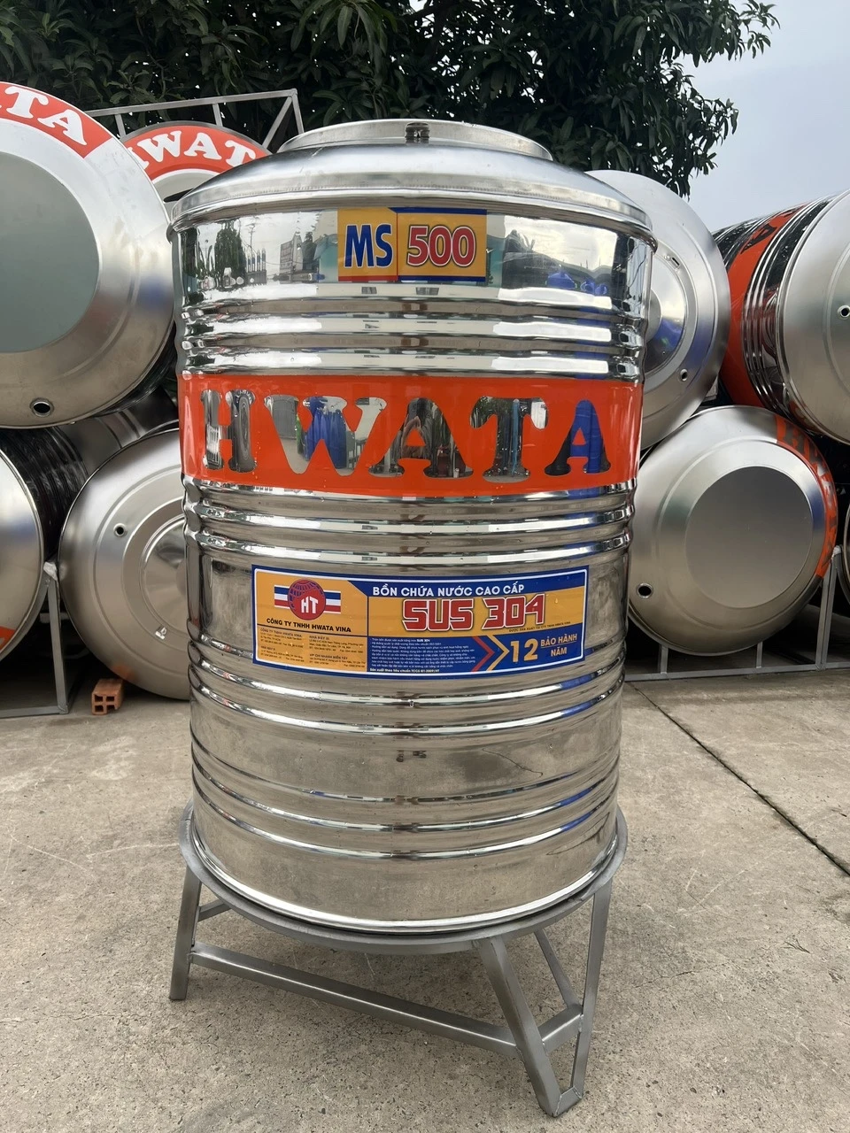 Bồn nước inox Hwata 500L đứng chính hãng