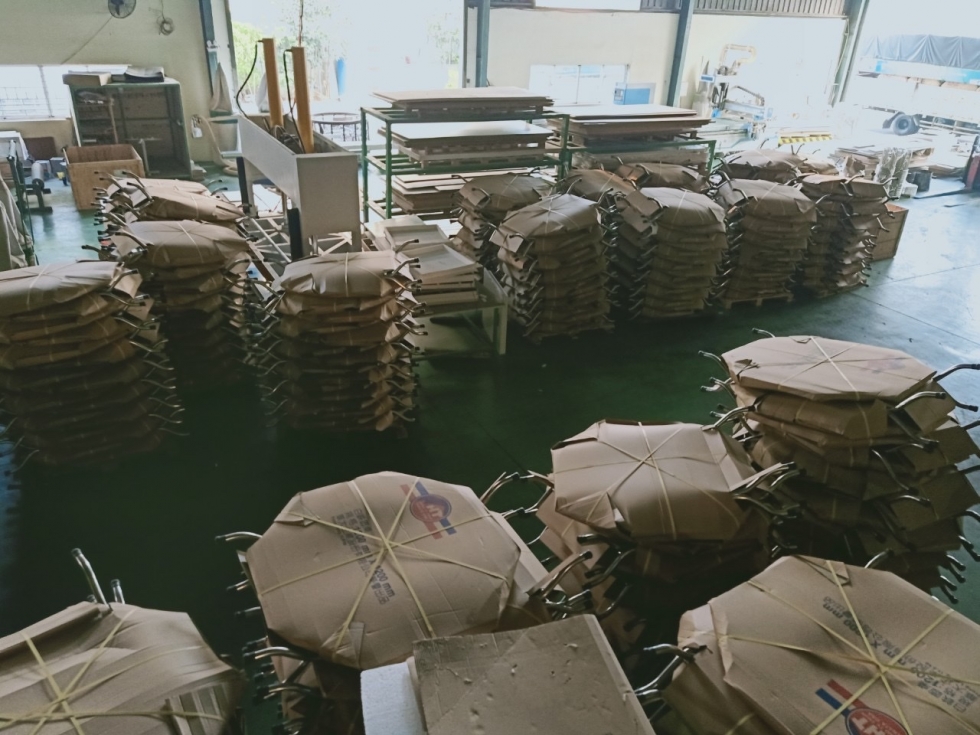 ban inox hwata toan phat