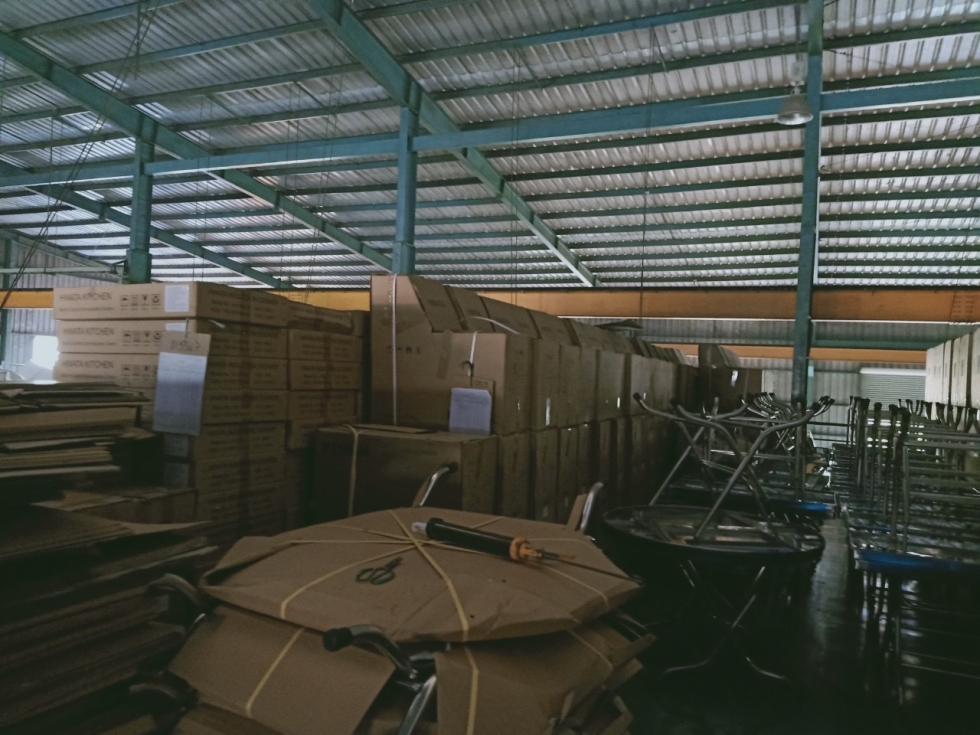 ban inox hwata toan phat