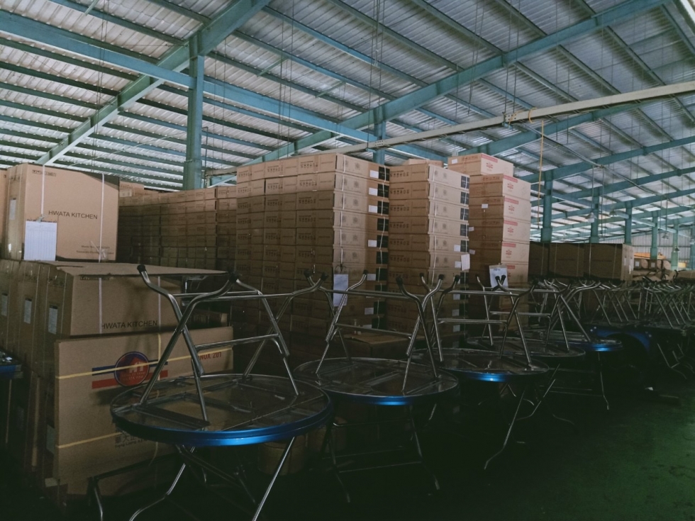 ban inox hwata toan phat