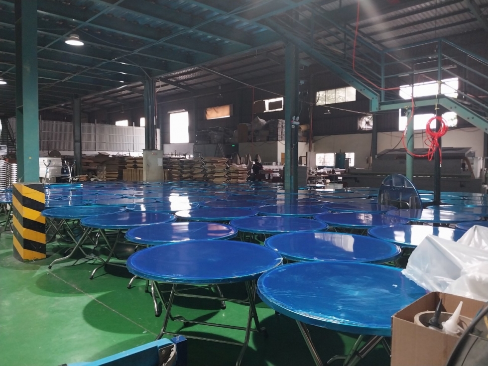 ban inox hwata toan phat