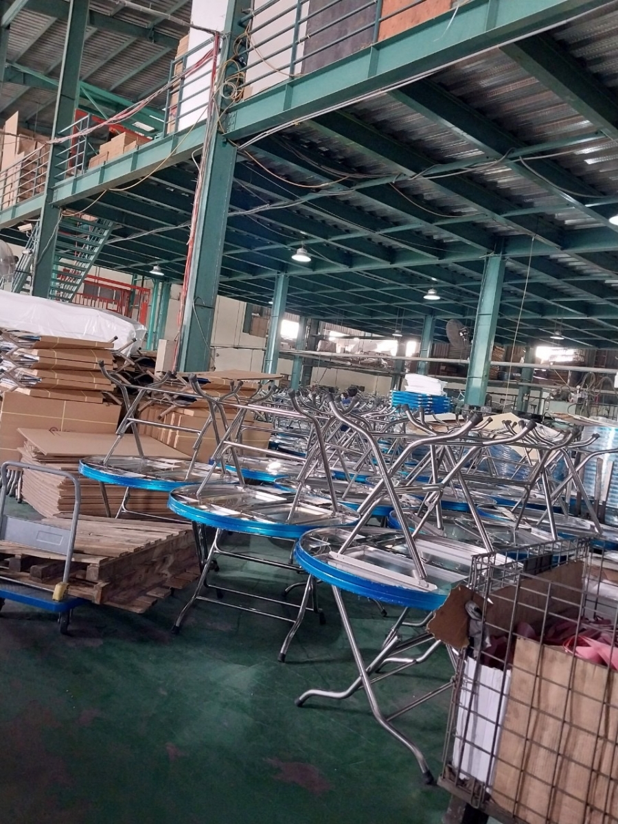 ban inox hwata toan phat