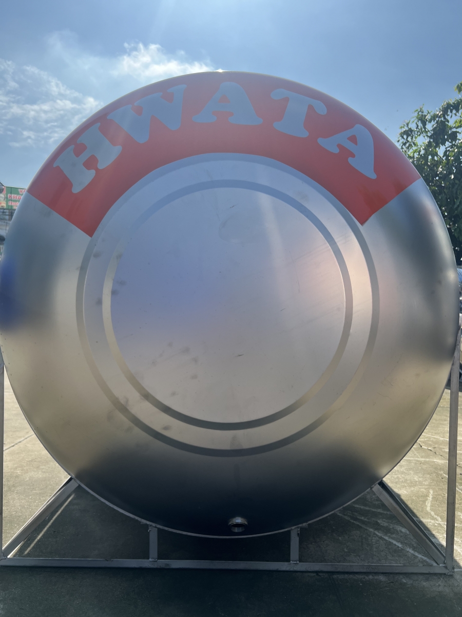 bon nuoc hwata 3000 lit