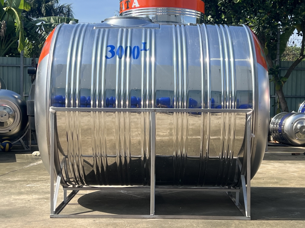 bon nuoc hwata 3000 lit